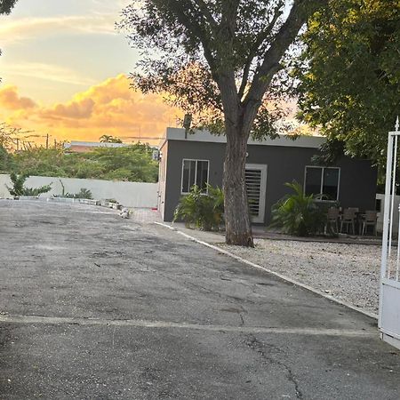 Advantage Apartments Curacao Willemstad Dış mekan fotoğraf